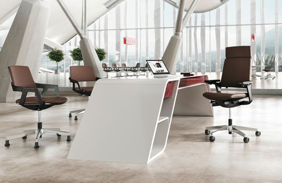 Interestuhl Drehstuhl MOVYis3 hohe Rückenlehne Armlehne Bürostuhl