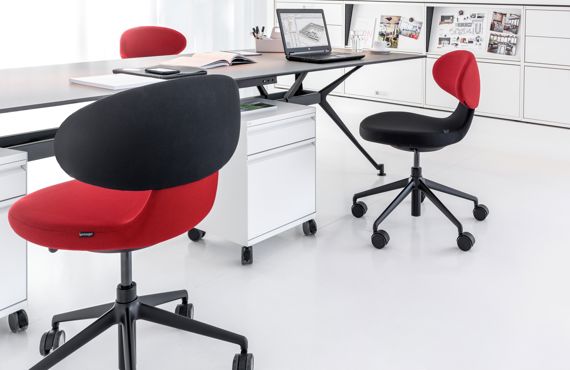 Girsberger Stuhl Simplex 3D schwarz rot Meeting Coworking Design Thinking Konferenzstuhl flexibel 