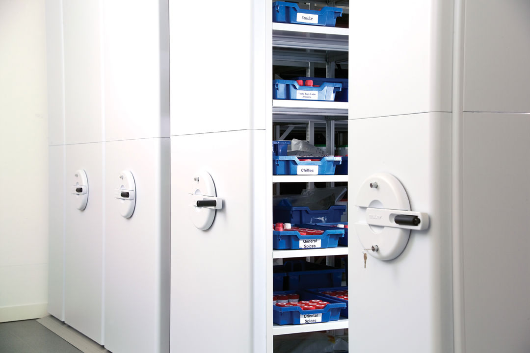 Bisley Innerspace  Rollregalsystem Ablagekapazitäten Medizin Pharmabranche Produktion Sicherheit 